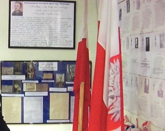 Odsłonięcie tablicy Ignacego Woźniaka w Muzeum Powstańców Wielkopolskich w Lusowie