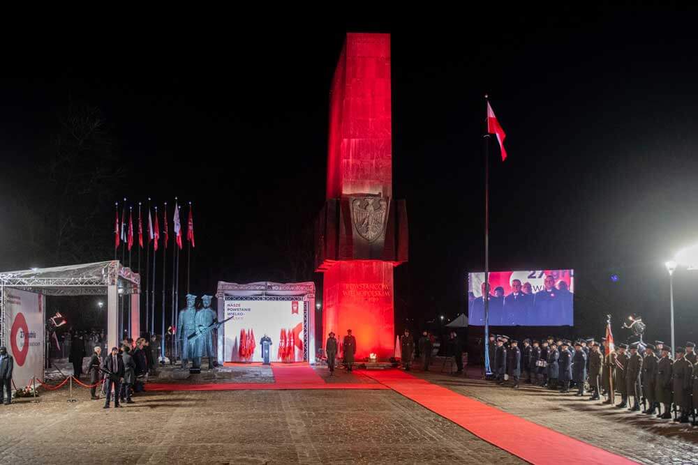 Po raz pierwszy, w poczuciu radości i satysfakcji z ustanowienia 27 grudnia Świętem Państwowym, obchodzimy Narodowy Dzień Zwycięskiego Powstania Wielkopolskiego.