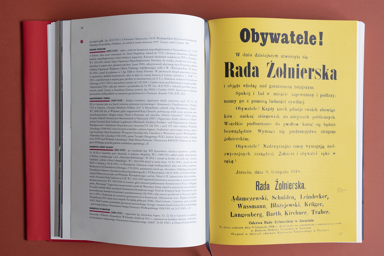 Otwarta Encyklopedia prezentująca zawartość.