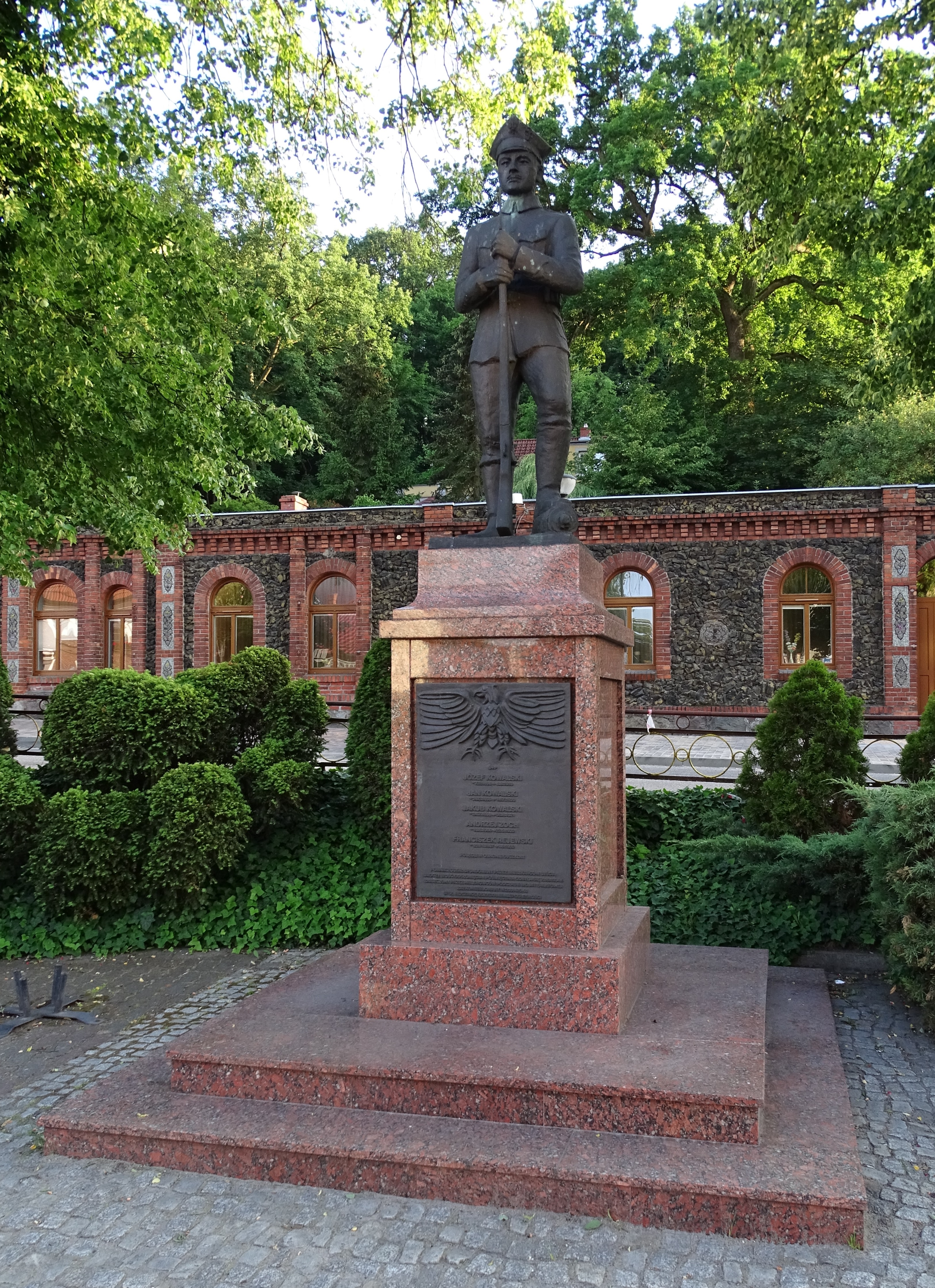 Pomnik Powstańca Wielkopolskiego w Ujściu nad Notecią