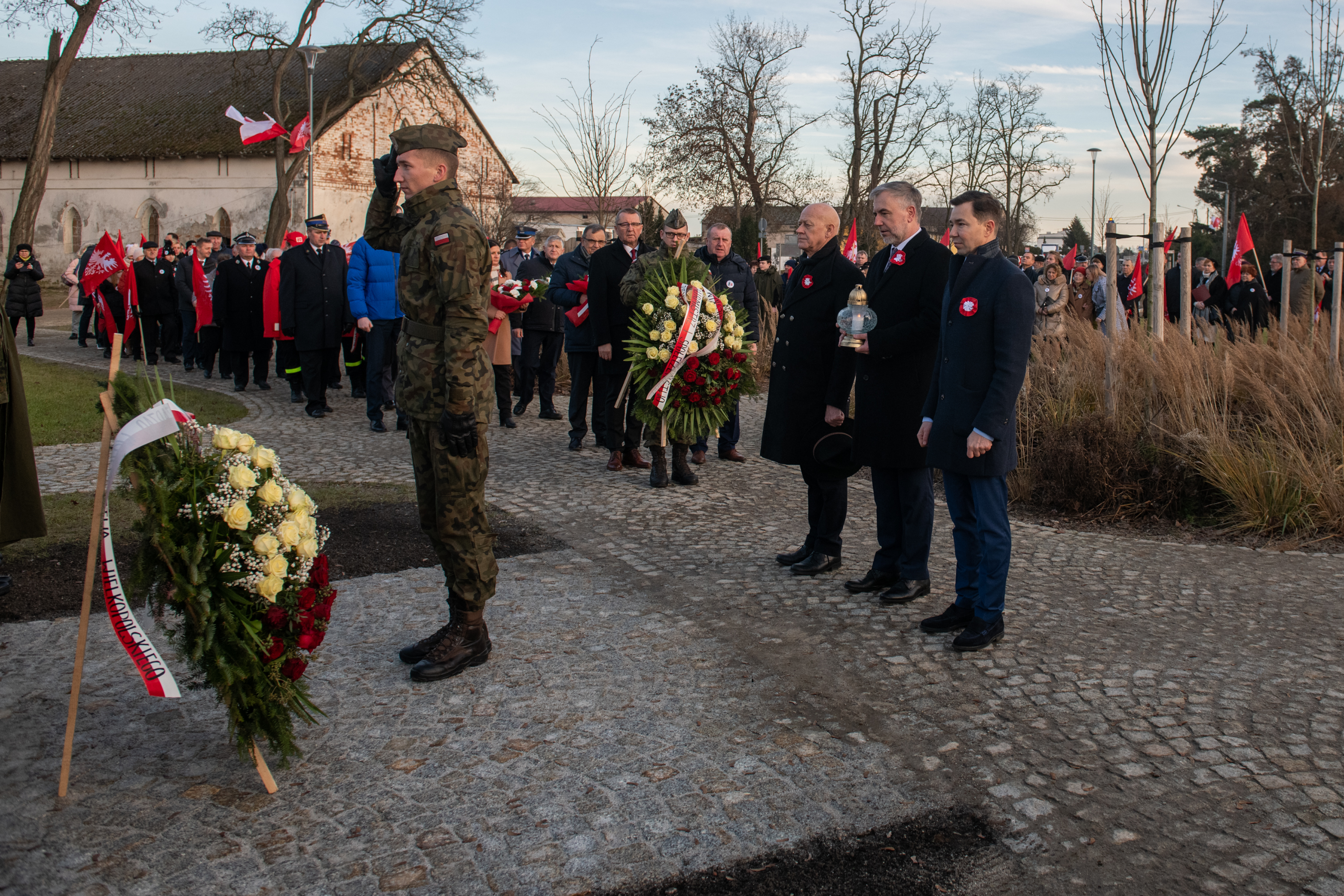 Marszałek odsłonił pomnik Powstańca Wielkopolskiego w Jaraczewie