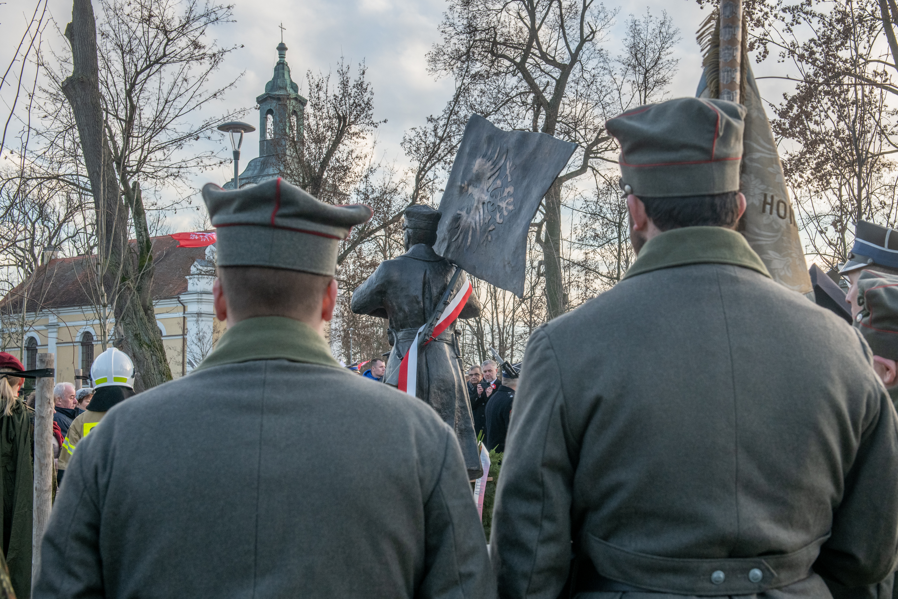 Marszałek odsłonił pomnik Powstańca Wielkopolskiego w Jaraczewie