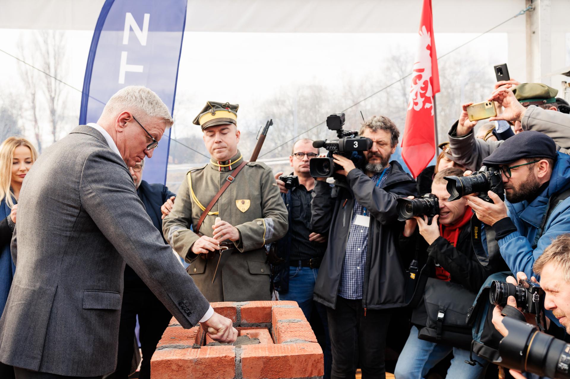 Wmurowanie kamienia węgielnego pod budowę nowego Muzeum Powstania Wielkopolskiego 1918-1919