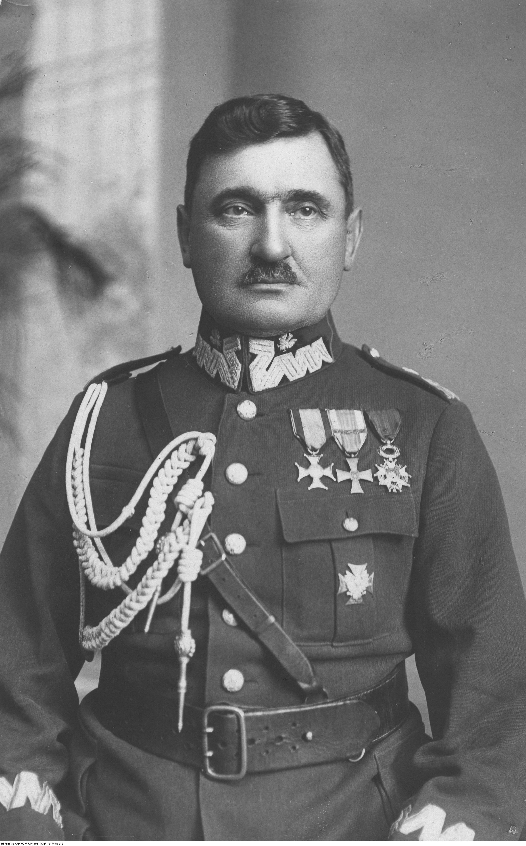 Portret mężczyzny w średnim wieku.